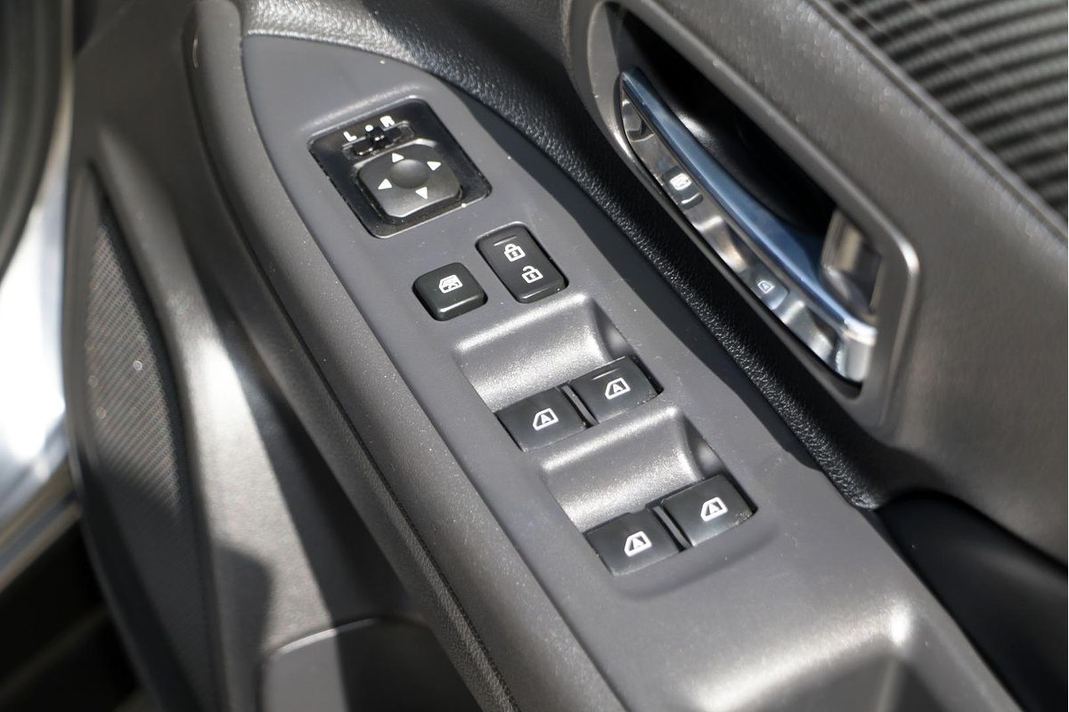 2020 Mitsubishi Outlander Black Edition ZL