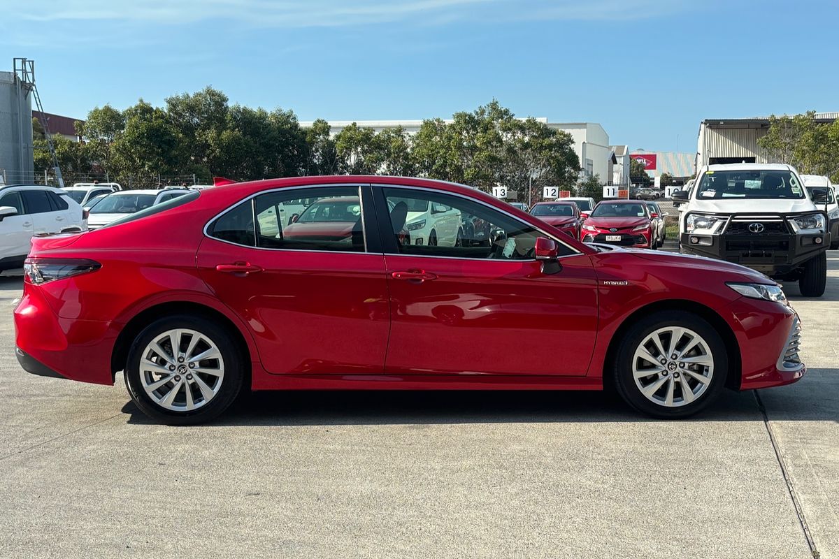 2024 Toyota Camry Ascent AXVH70R