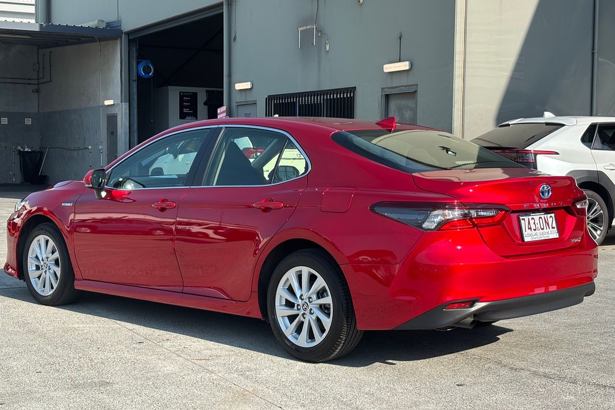 2024 Toyota Camry Ascent AXVH70R