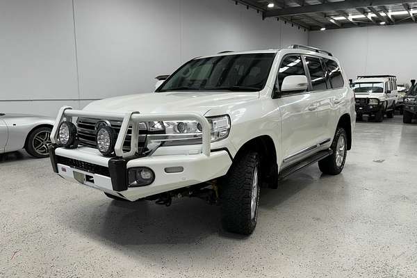 2017 Toyota Landcruiser Sahara VDJ200R