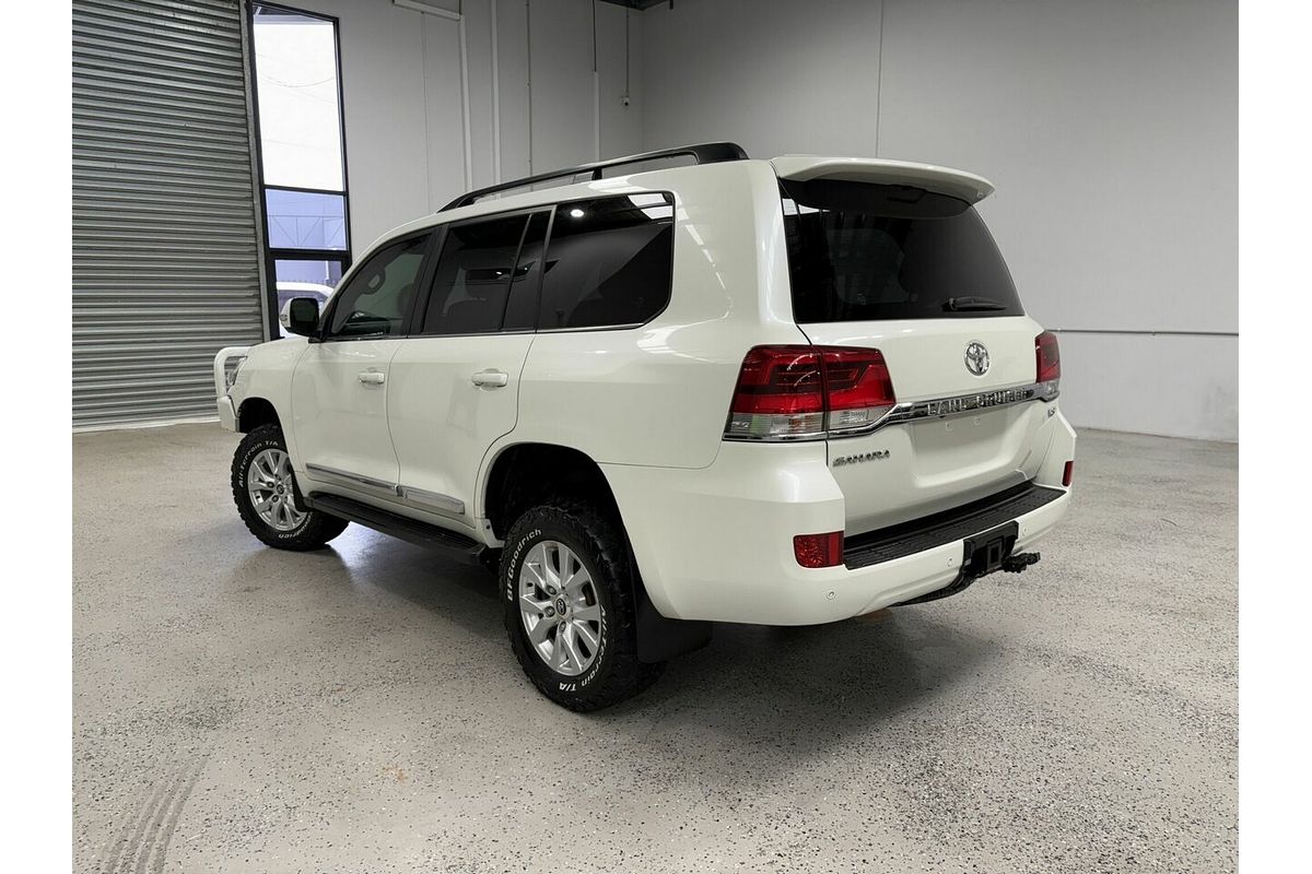 2017 Toyota Landcruiser Sahara VDJ200R