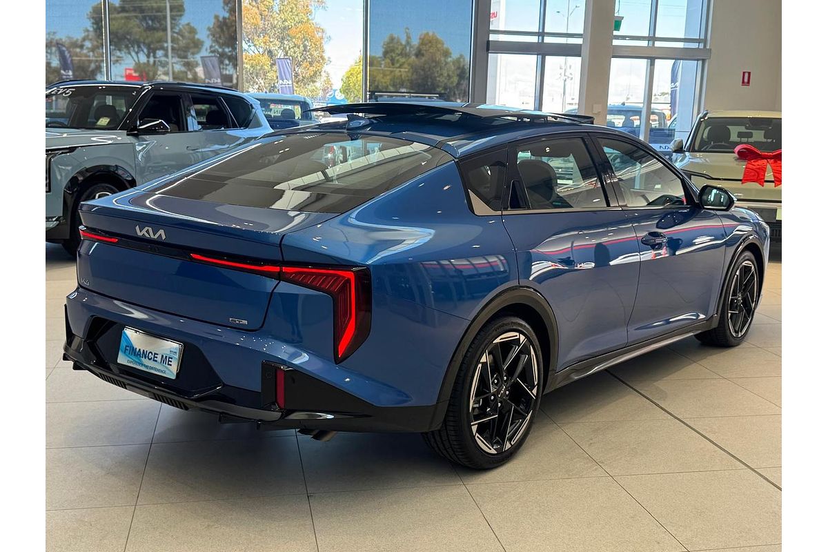 2024 Kia K4 GT-Line CL4m