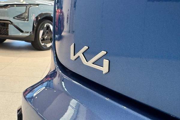 2024 Kia K4 GT-Line CL4m