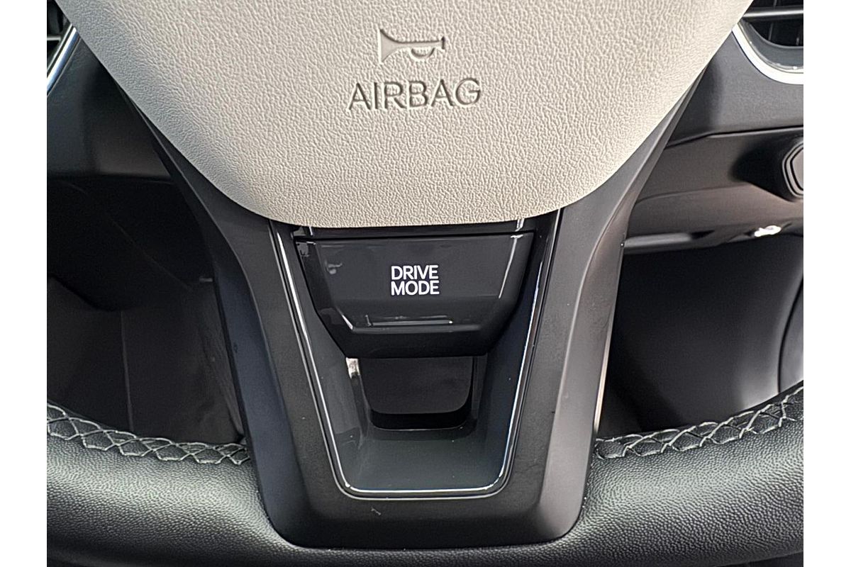 2024 Kia K4 GT-Line CL4m