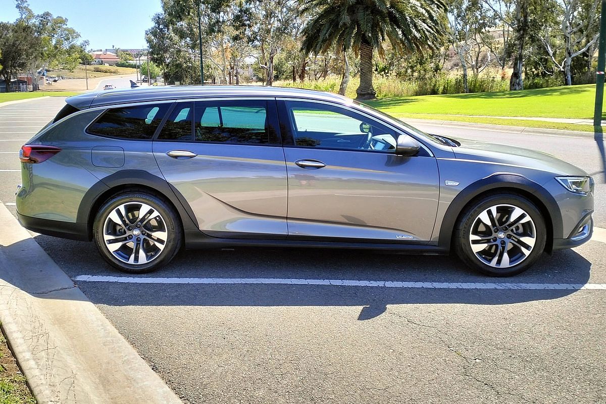 2018 Holden Calais V ZB