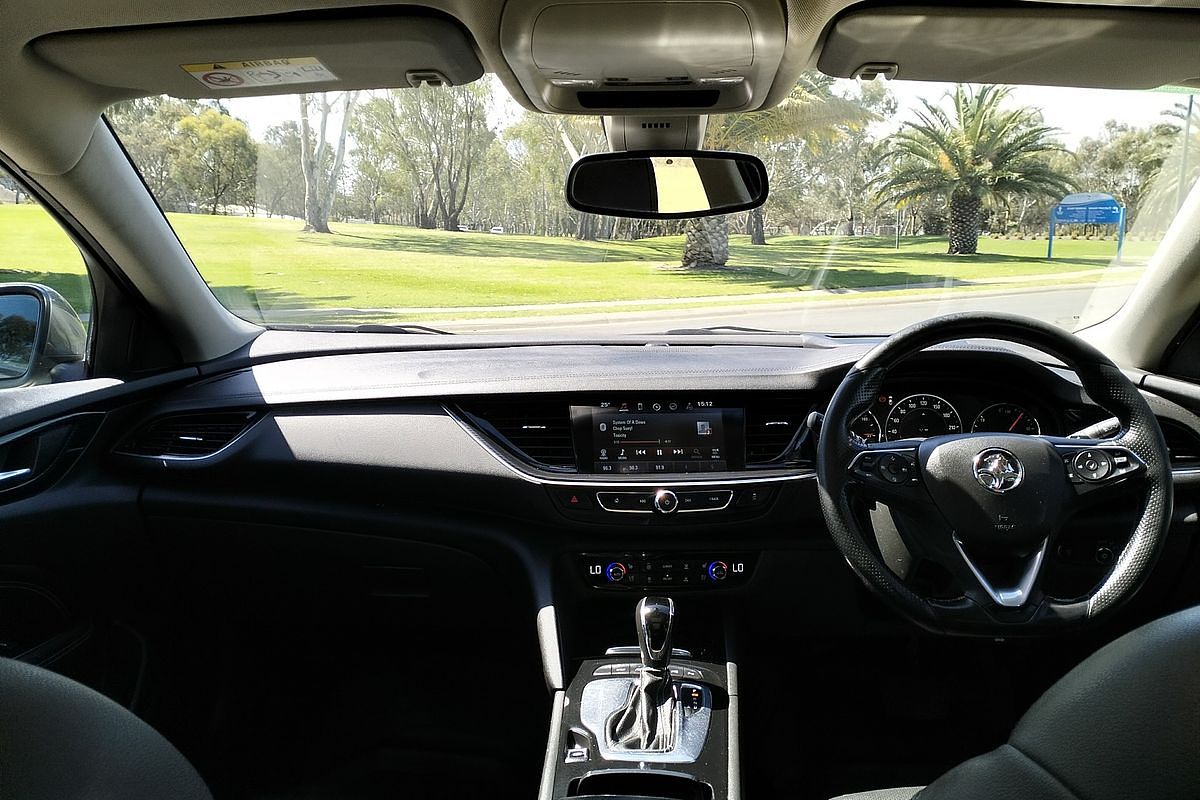 2018 Holden Calais V ZB