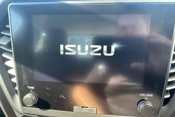 2025 Isuzu D-MAX SX High Ride Rear Wheel Drive