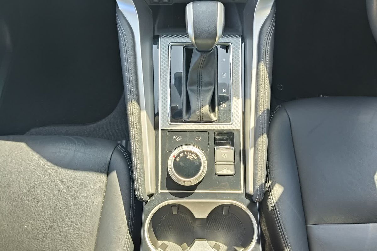 2022 Mitsubishi Pajero Sport GSR QF