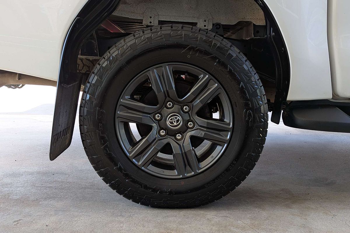 2023 Toyota Hilux SR GUN126R 4X4