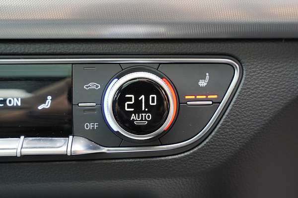 2023 Audi Q5 55 TFSI e S line FY