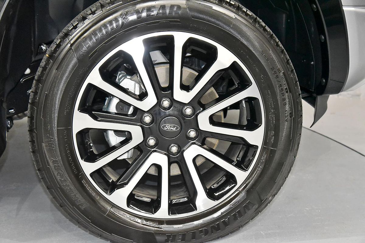 2025 Ford Ranger Platinum 4X4 3.0L