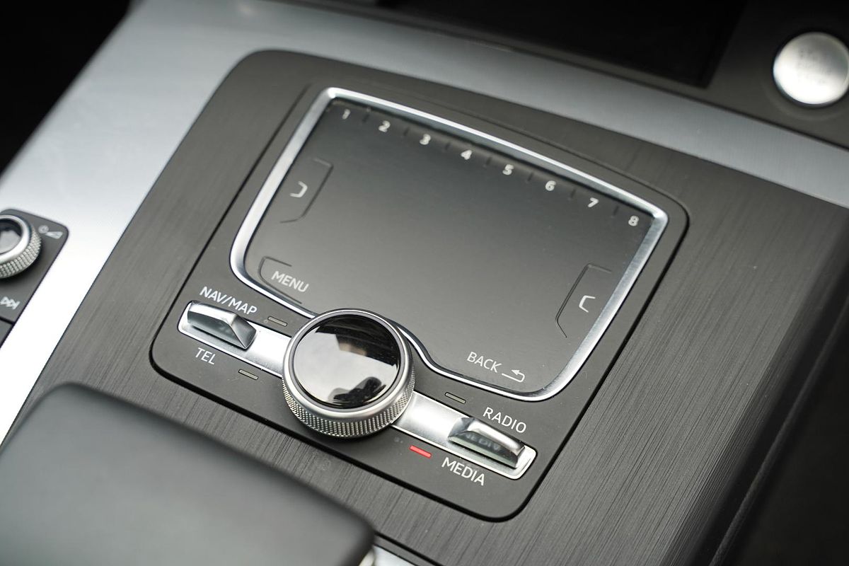 2019 Audi Q5 40 TDI sport FY