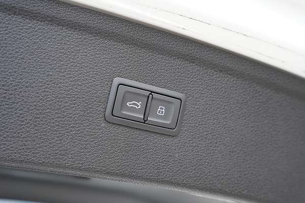 2019 Audi Q5 40 TDI sport FY