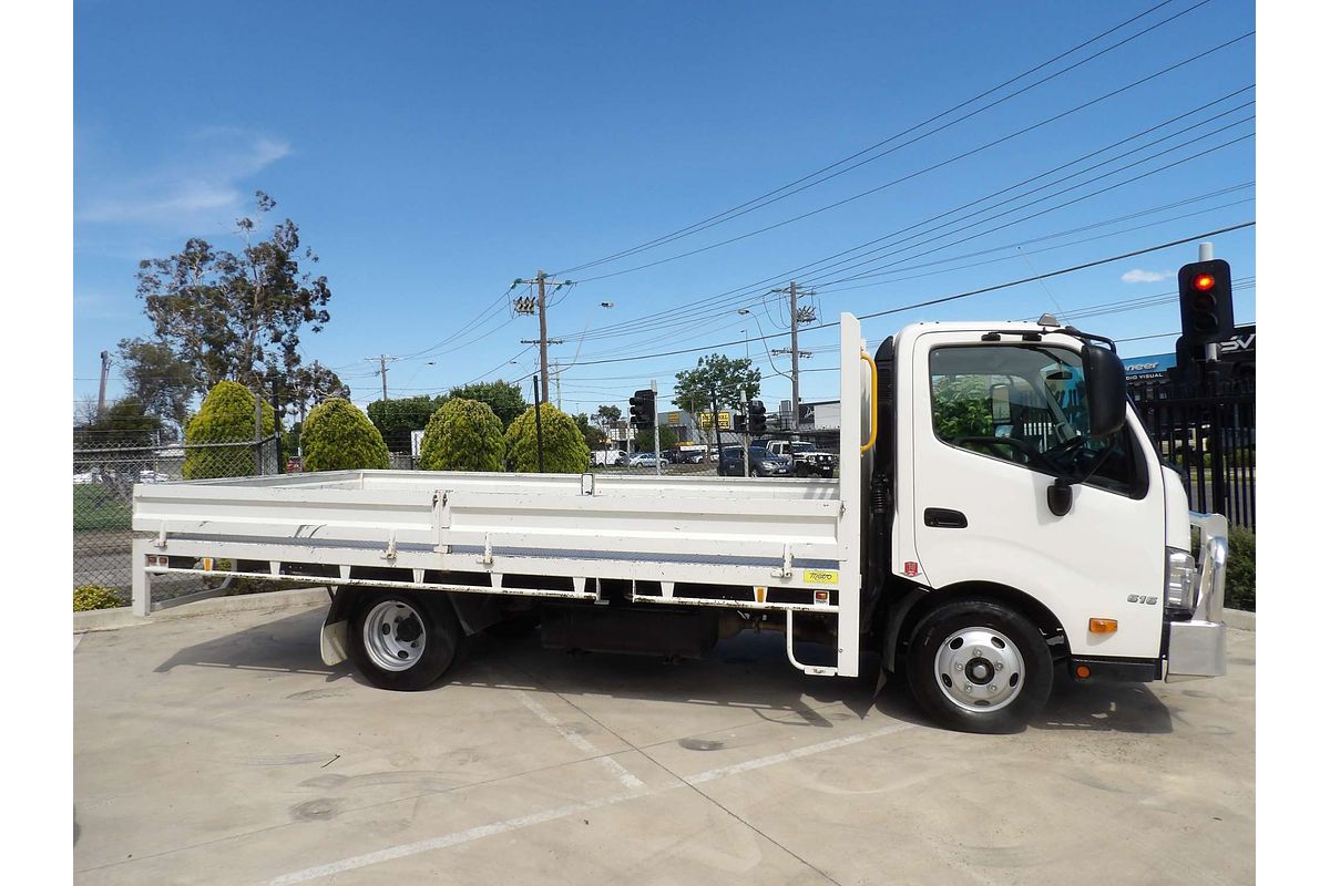 2023 Hino 300 Series 616 4x2 MWB