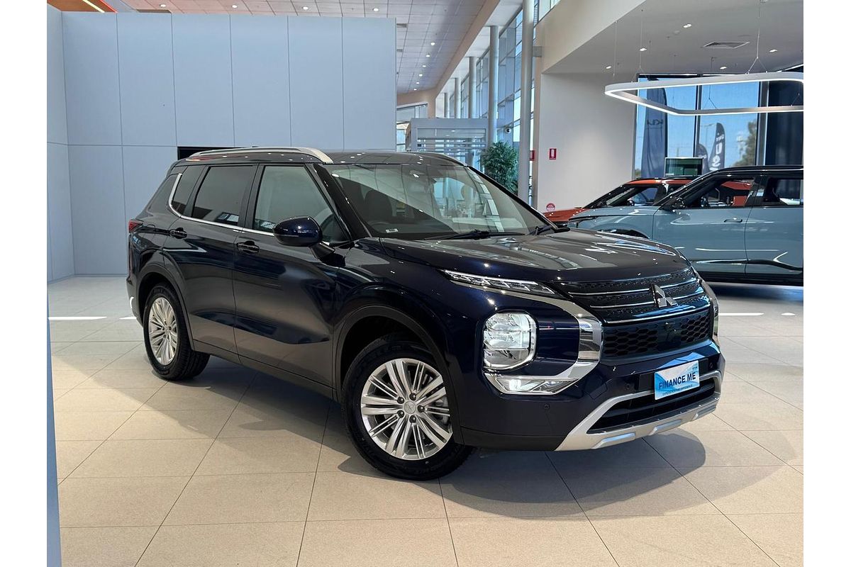 2024 Mitsubishi Outlander LS ZM