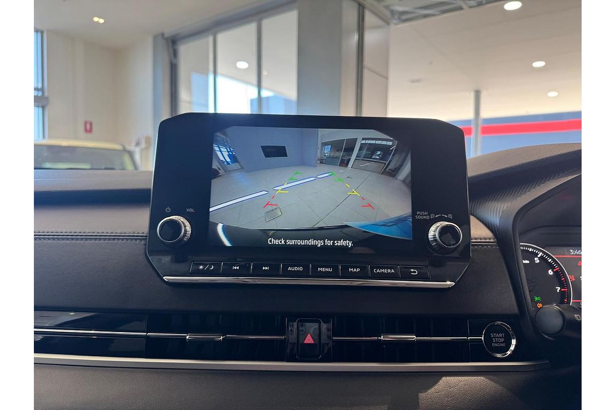 2024 Mitsubishi Outlander LS ZM