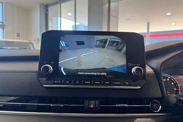 2024 Mitsubishi Outlander LS ZM