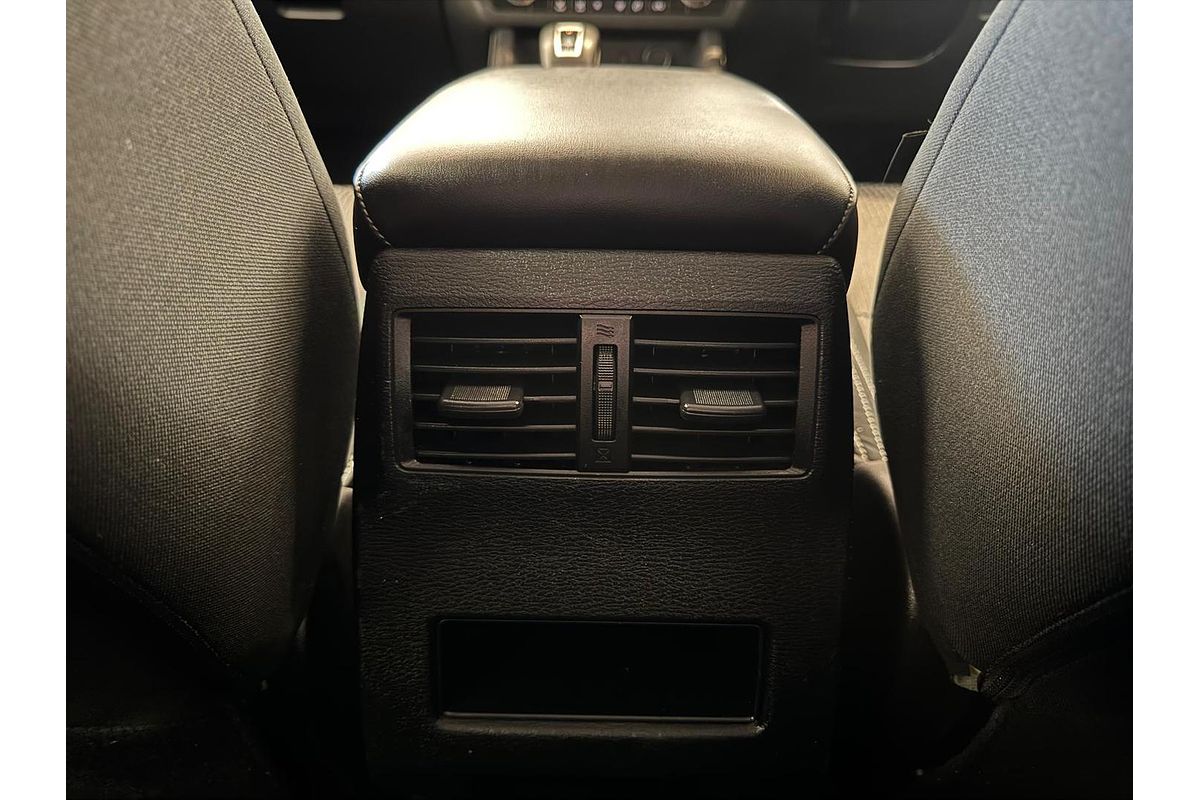 2024 Mitsubishi Outlander LS ZM