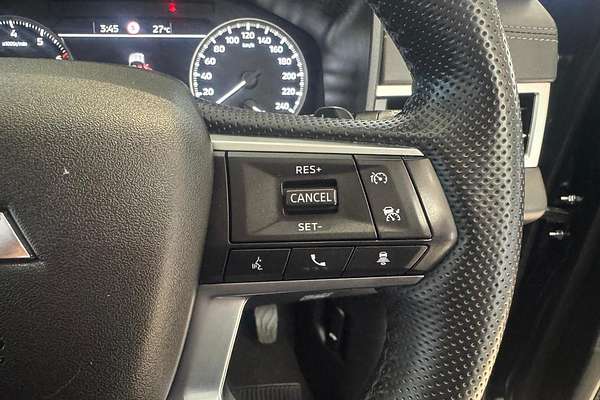 2024 Mitsubishi Outlander LS ZM