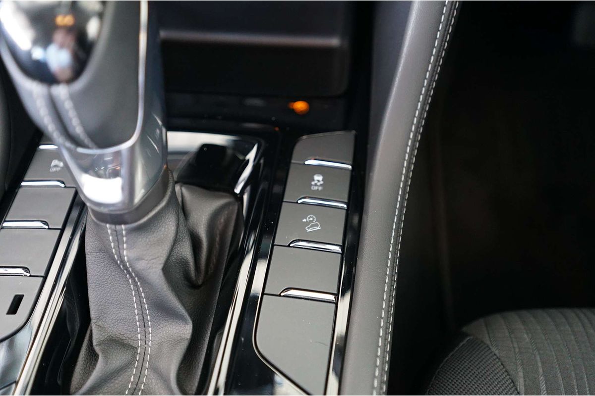 2025 Isuzu MU-X LS-U