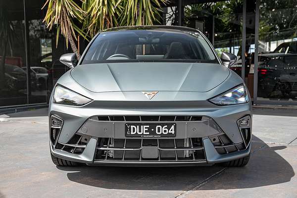 2025 CUPRA Leon VZx KL