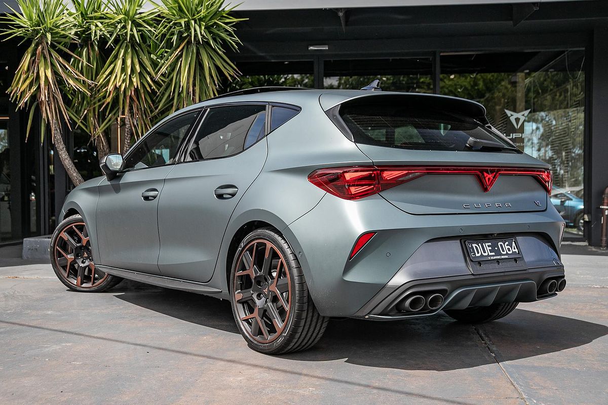 2025 CUPRA Leon VZx KL