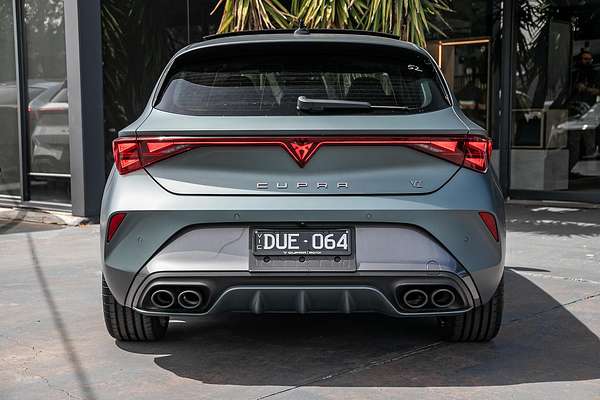 2025 CUPRA Leon VZx KL