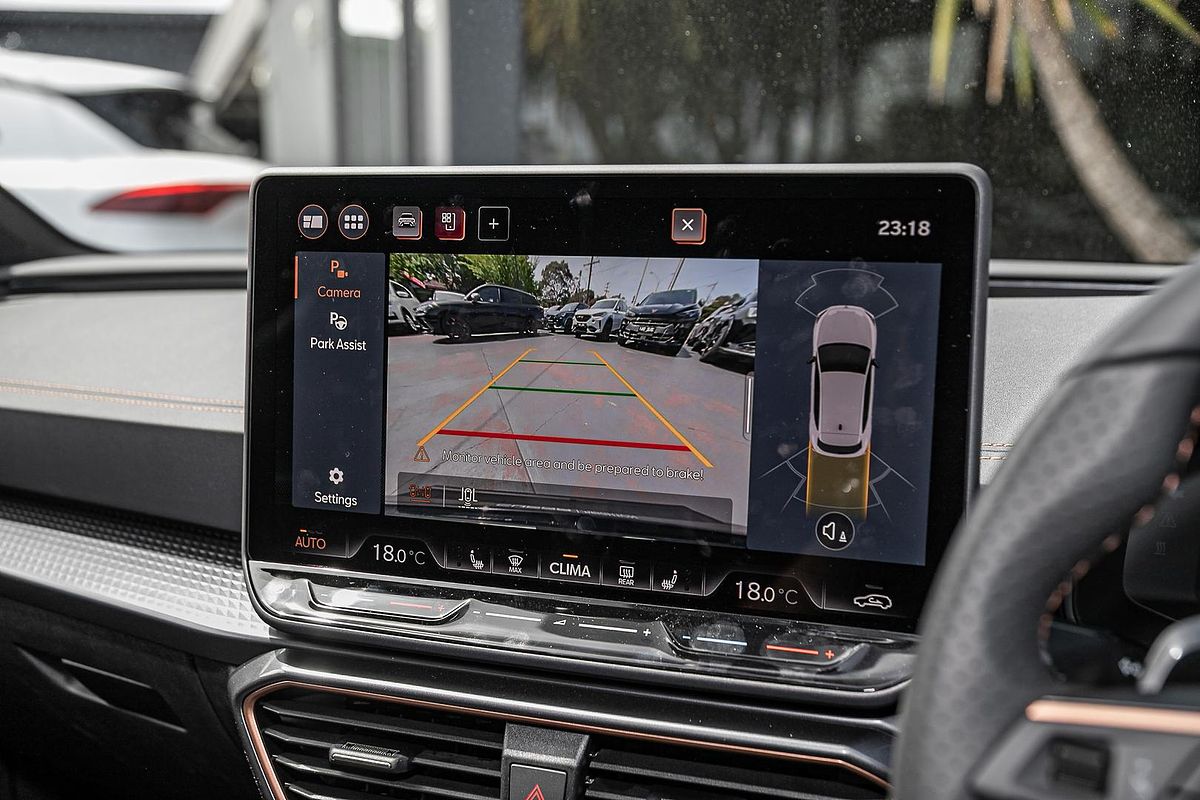 2025 CUPRA Leon VZx KL