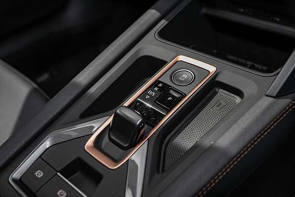 2025 CUPRA Leon VZx KL