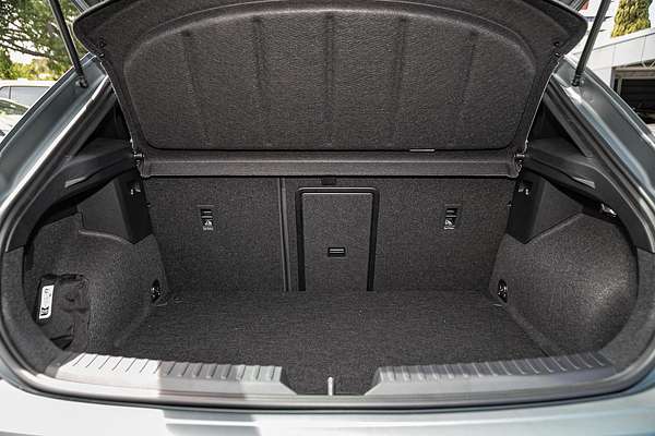 2025 CUPRA Leon VZx KL