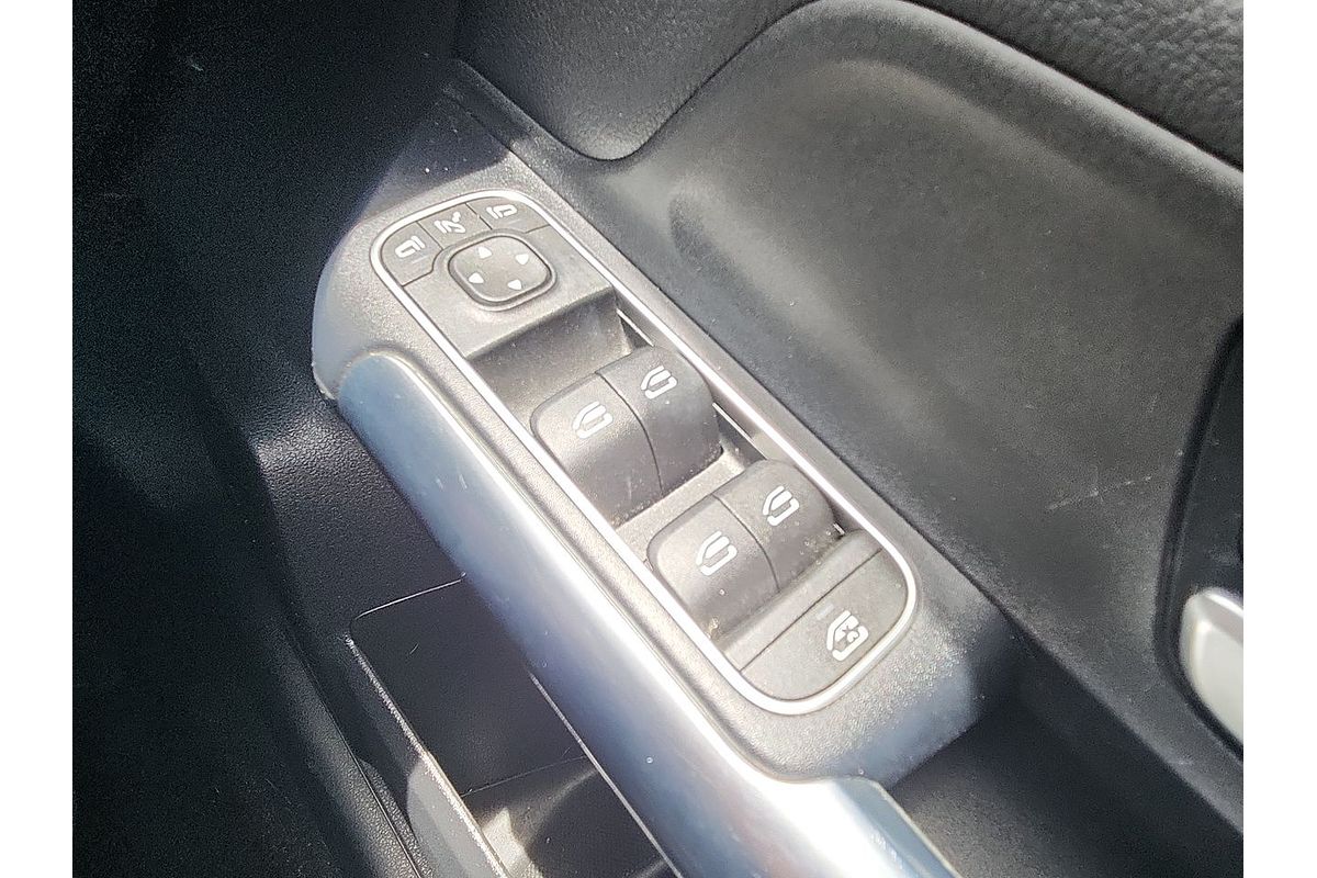 2020 Mercedes-Benz GLA-Class GLA200 H247