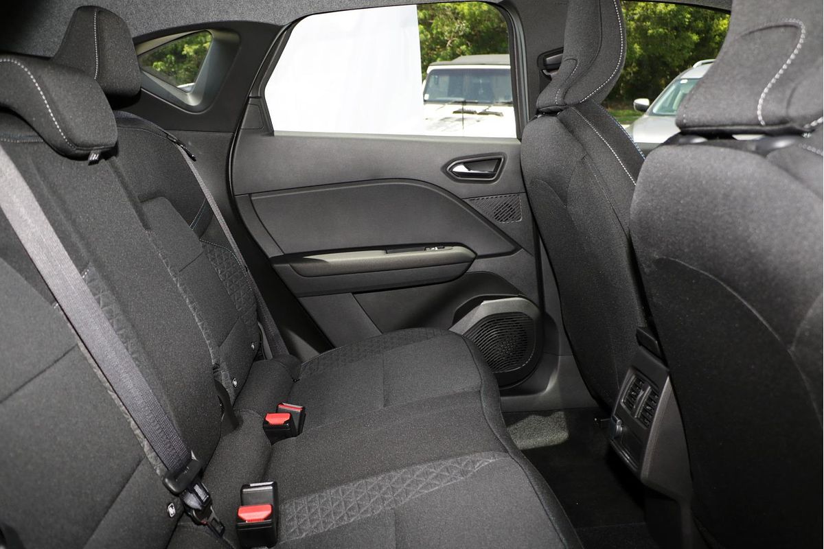 2025 Mitsubishi ASX LS XE