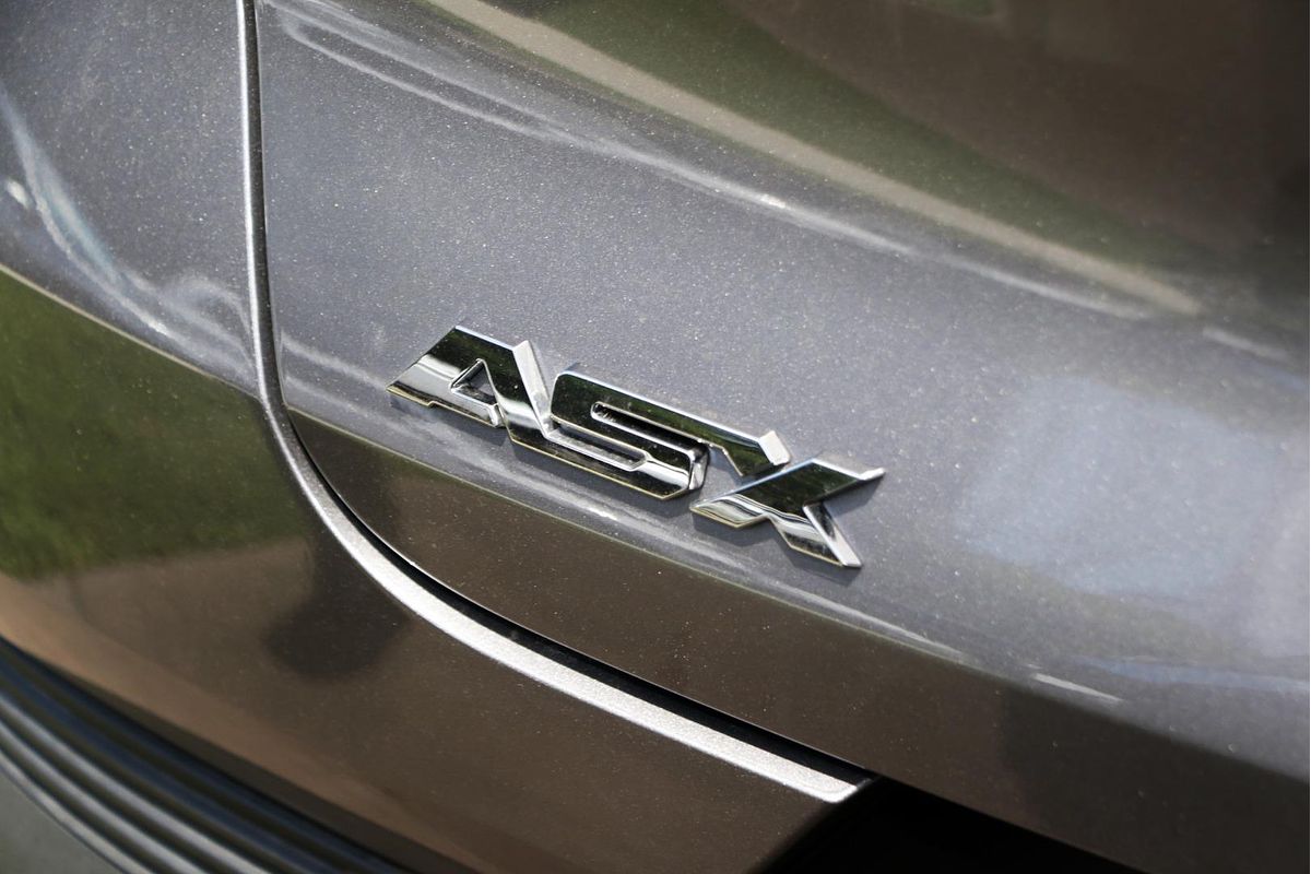2025 Mitsubishi ASX LS XE