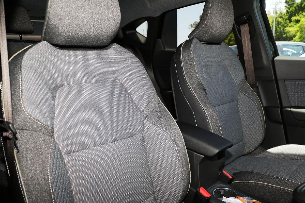 2025 Mitsubishi ASX Aspire XE