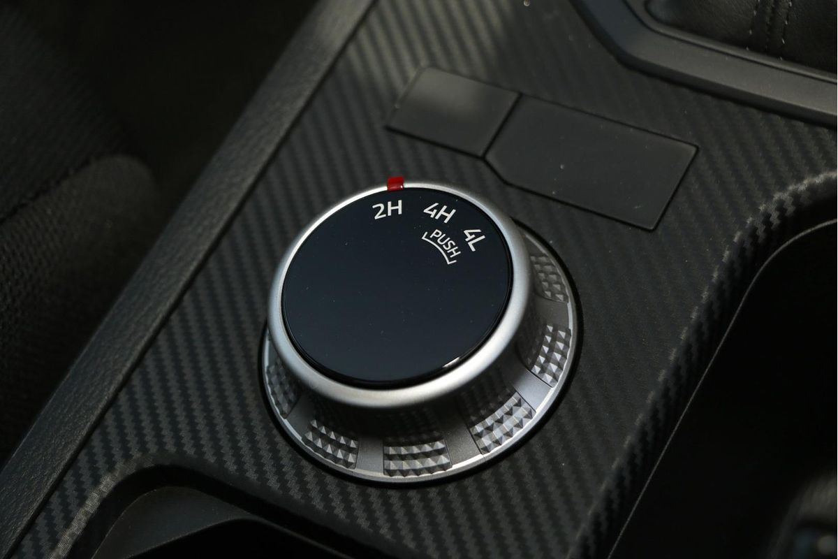 2025 Mitsubishi Triton GLX MV 4X4