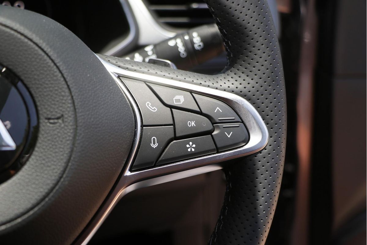 2025 Mitsubishi ASX Exceed XD