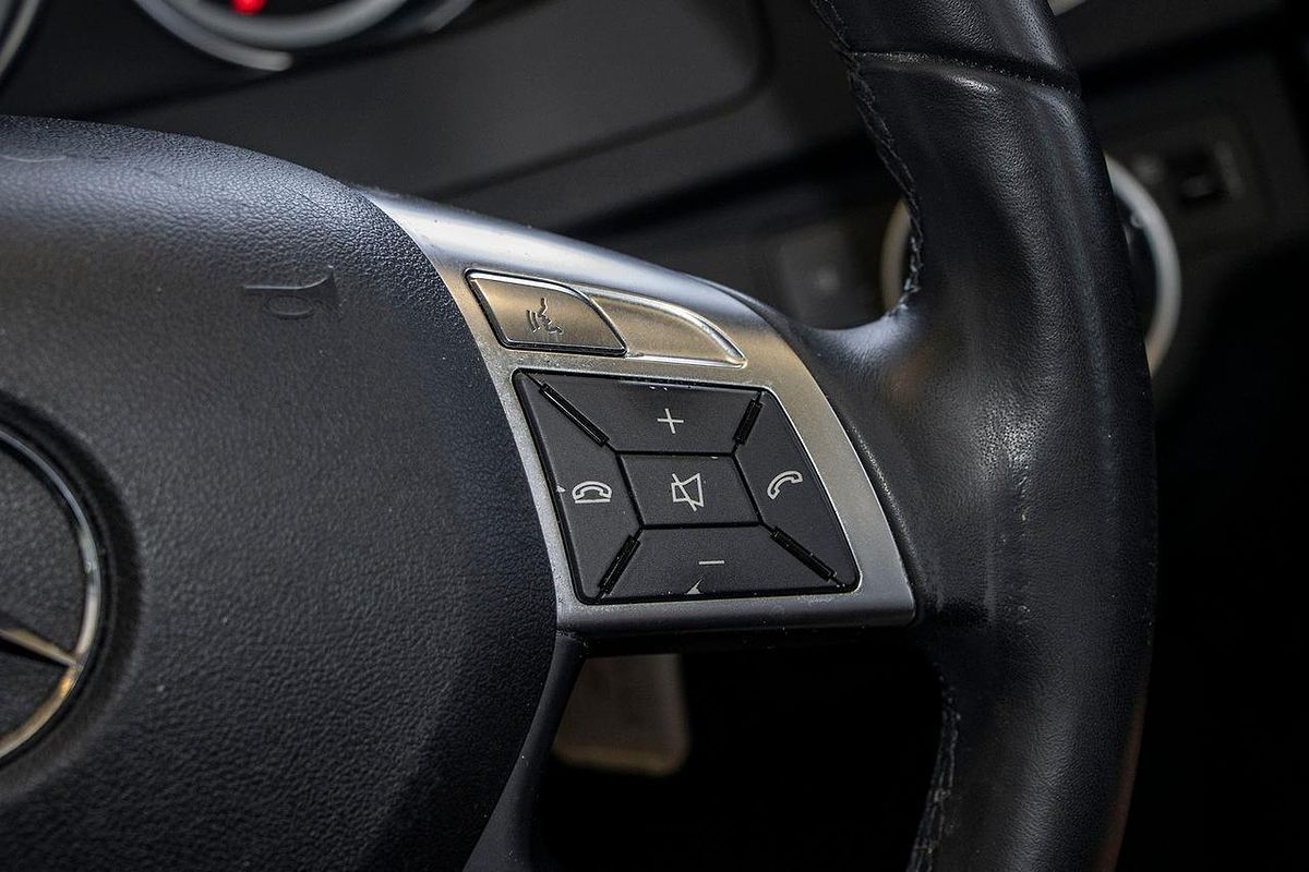 2012 Mercedes-Benz C-Class C200 CDI BlueEFFICIENCY Avantgarde W204