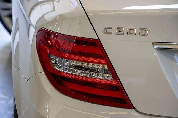 2012 Mercedes-Benz C-Class C200 CDI BlueEFFICIENCY Avantgarde W204