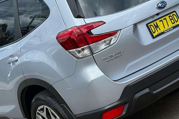 2024 Subaru Forester 2.5i Premium S5
