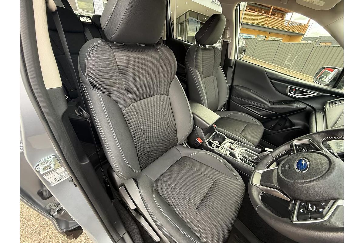 2024 Subaru Forester 2.5i Premium S5