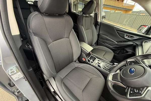 2024 Subaru Forester 2.5i Premium S5