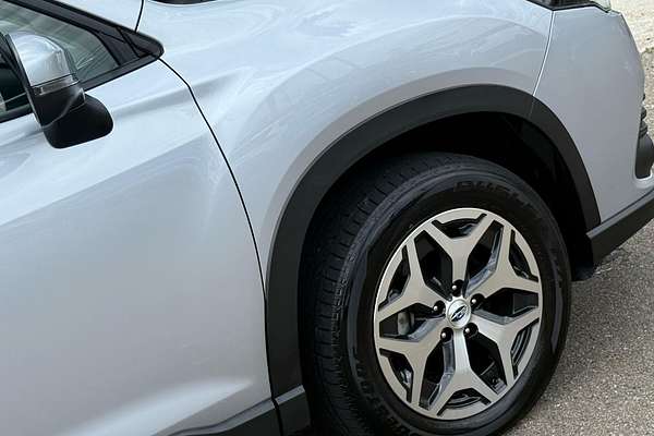 2024 Subaru Forester 2.5i Premium S5