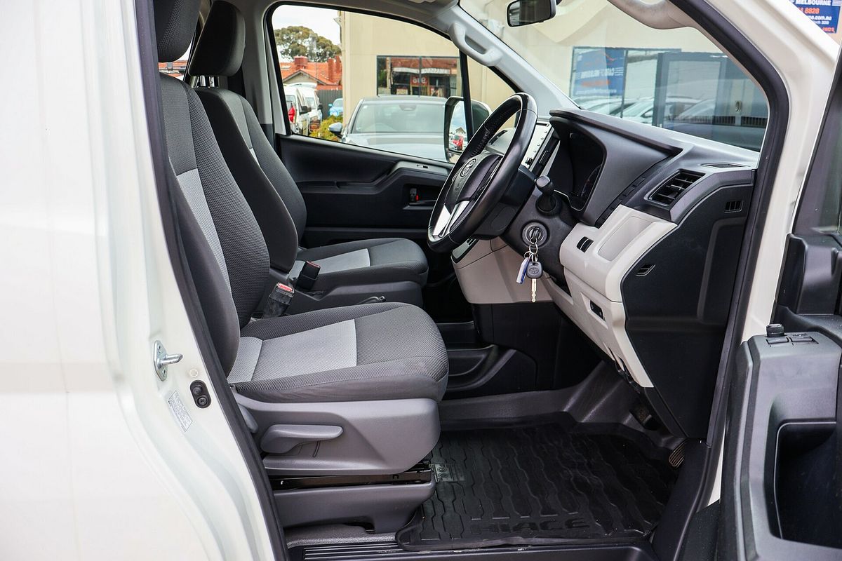 2020 Toyota Hiace Commuter GDH322R ELWB High Roof