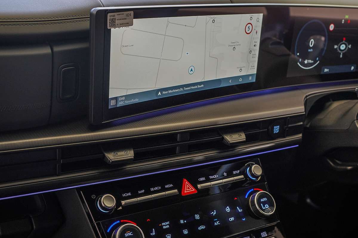 2025 Hyundai Santa Fe Calligraphy MX5.V2