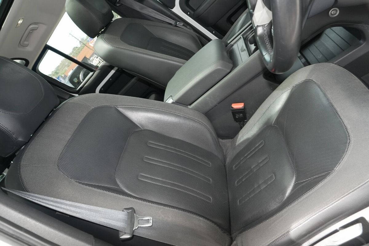 2020 Land Rover Defender 110 P400 S L663