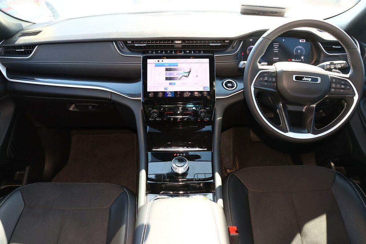 2023 Jeep Grand Cherokee Night Eagle WL