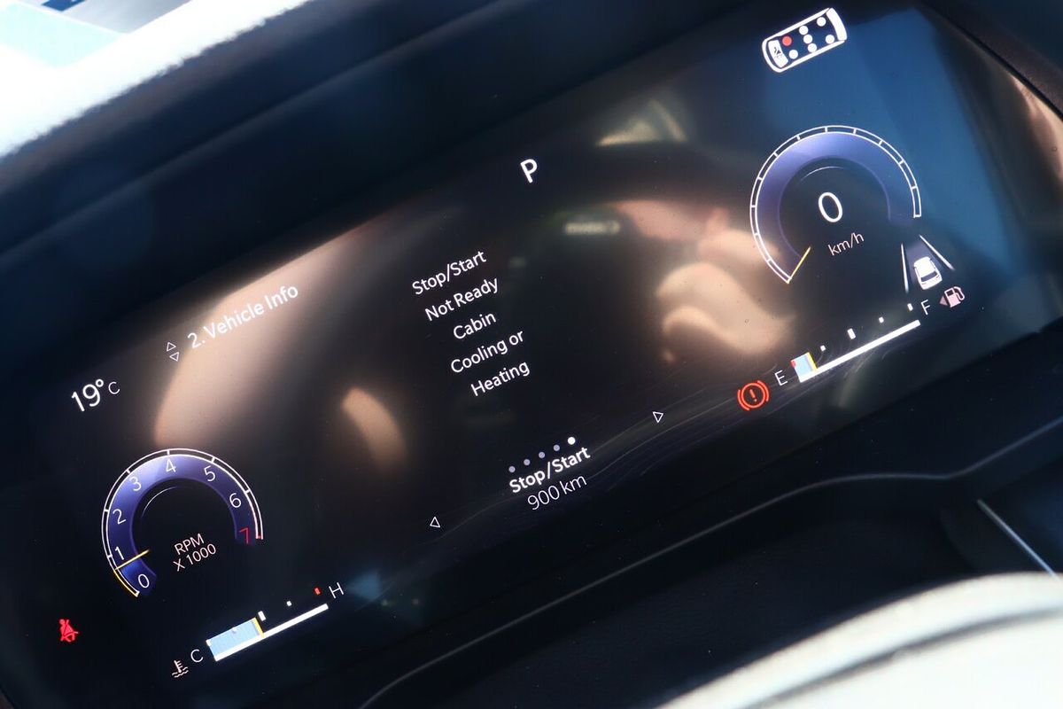 2023 Jeep Grand Cherokee Night Eagle WL