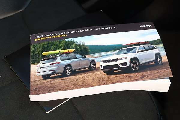 2023 Jeep Grand Cherokee Night Eagle WL