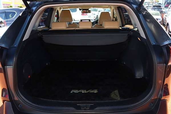 2020 Toyota RAV4 Cruiser AXAH52R