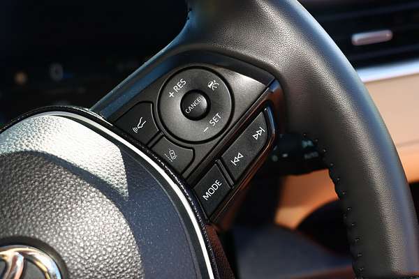 2020 Toyota RAV4 Cruiser AXAH52R